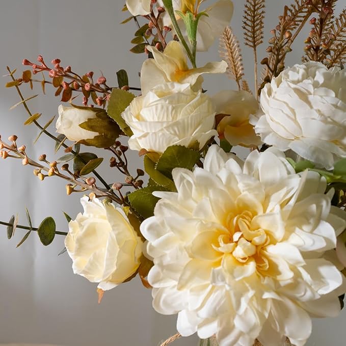 LESING Dahlia Flower Aritificial Flower with Vase Fake Silk Flowers in Glass Vase Faux Rose Flowers Arrangement for Home Office Table Centerpiece Decoration (White)