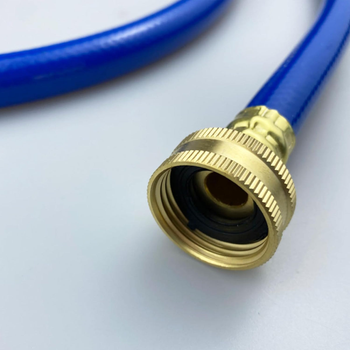 PVC Garden Hose 1/2 Inch Green Heavy Duty Water Hose with Solid Brass Fittings,No Leaking, Flexible,for outdoors,Lawns,Patio (3 FT, Blue, Brass Fittings)