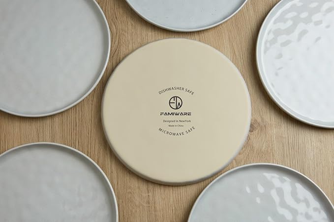 Famiware Mars Plates and Bowls Set, 18 Pieces Dinnerware Sets, Dishes Set for 6, Light Gray
