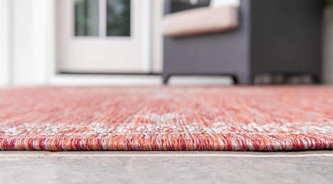 Unique Loom Outdoor Traditional Collection Area Rug - Antique (8' x 11' 4" Rectangle, Rust Red/ Gray)