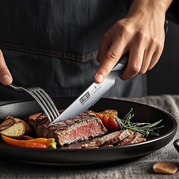 Steak Knives Set of 7, 4.5 Inch Serrated Steak Knife Set with Block, Japanese High Carbon Steel Kitchen Steak Knives with Ergonomic Handle