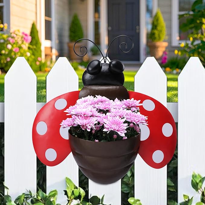 Metal Wall Planter Ladybug Wall Mounted Planters Small Flower Pot with Drainage for Indoor Outdoor Farmhouse Hanging Planter Succulent Plant Container Vertical Garden Yard Decor