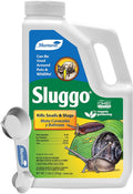 Monterey Sluggo Snail & Slug Killer Bundled with Measuring Spoon - OMRI Listed for Organic Gardening - Wildlife and Pet Friendly - 5 lb jug