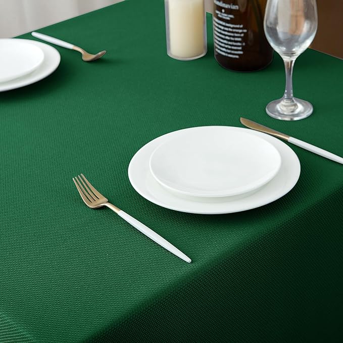 Biscaynebay Textured Fabric Christmas Rectangle Table Cloth 70x120 Inch, Hunter Green Water Resistant Tablecloths for Dining, Kitchen, Wedding and Parties etc. Machine Washable
