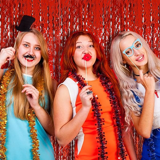 Red Streamers Tinsel Foil Fringe Curtains Wavy for Parties Sparkle Metallic Wavy Foil Fringe Backdrop Curtain for Party Decorations Photo Booth Props Birthday Graduation Wedding Valentines Decor