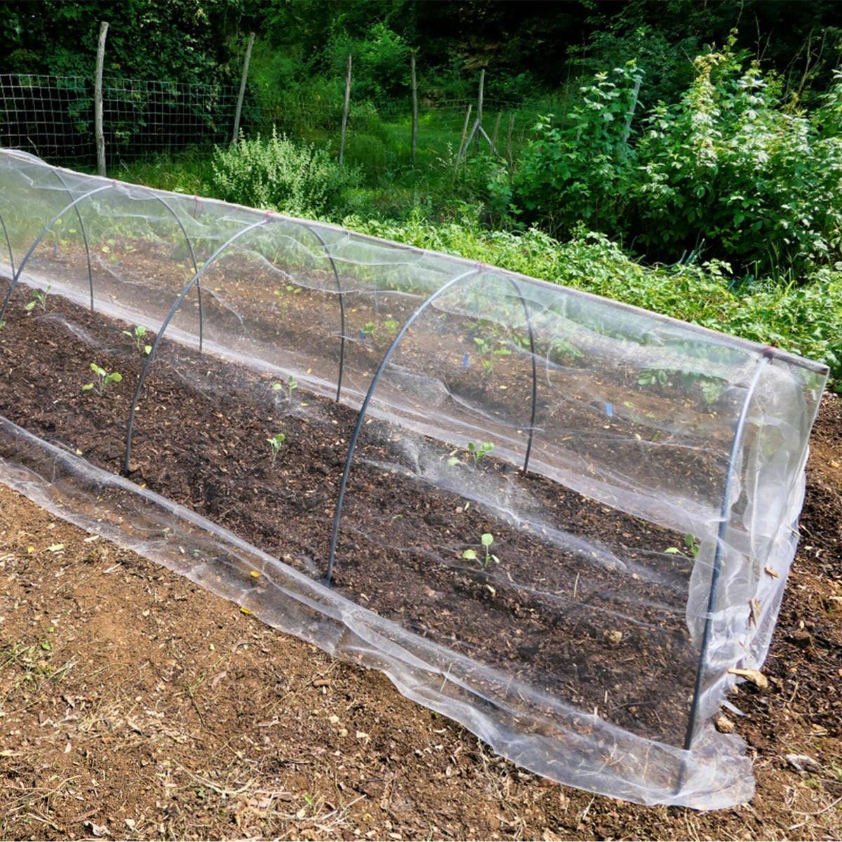 Unves 2 Pack 10x33 FT Garden Netting, Mosquito Net for Garden Protection