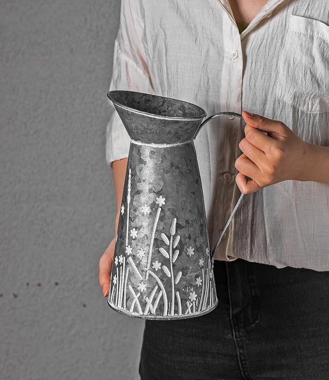 Vintage Galvanized Metal Pitcher Vase, Farmhouse Rustic Flower Vase with Handle, Decorative Floral Milk Jug Vase for Home Décor, 10.8’’H