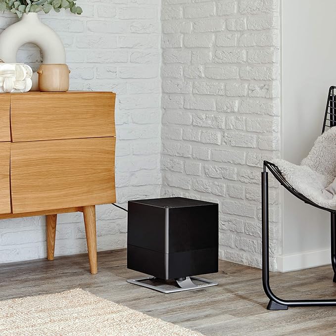 Stadler Form humidifier Oskar, energy-saving humidifier for rooms up to 540 square feet, evaporator with automatic switch-off, dimmable LEDs, very quiet, black