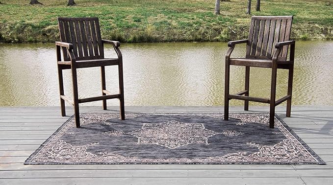 Unique Loom Outdoor Traditional Collection Area Rug - Antique (6' 1" x 9' Rectangle, Charcoal Gray/ Natural)