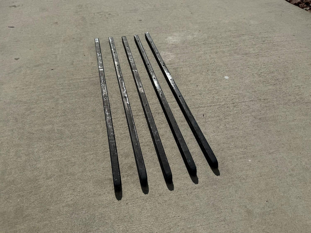 Sandbaggy Square Steel Concrete Form Stakes with Nail Holes - 5/8" Wide - Rust Resistant Coating - Removable, Reusable - Construction Grade Stakes (24 inch, 100)