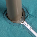 Outdoor Tablecloth Wrinkle-Free Stain Resistant Waterproof Polyester Fabric Table Cover with Zipper Umbrella Hole for Picnic/Party/Dinner/Patio Garden(70inch Round,Zippered,Teal)