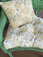 FUNHOME Outdoor Chair Cushions 19 x19 Inch,Water Resistant Tufted Seat Cushions 19",Reversible,Weather Resistant,Rounded Back Wicker Chair Cushion for Patio Garden Furniture(Yellow Flower)