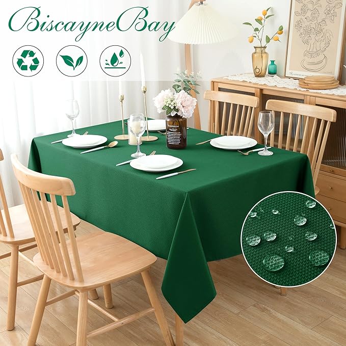 Biscaynebay Textured Fabric Christmas Tablecloths 60x108 Inches Rectangular, Hunter Green Water Resistant Tablecloths for Dining, Kitchen, Wedding & Parties etc. Machine Washable