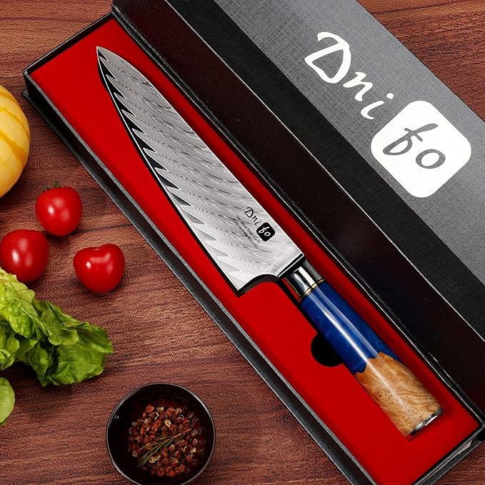 Chef Knife, Damascus Chef Knife 8 inch, Damascus VG-10 67-Layer Steel Japanese Kitchen Knives, Full Tang Non-stick Blade and Anti-rusting Forged Cooking Knife with Gift Box