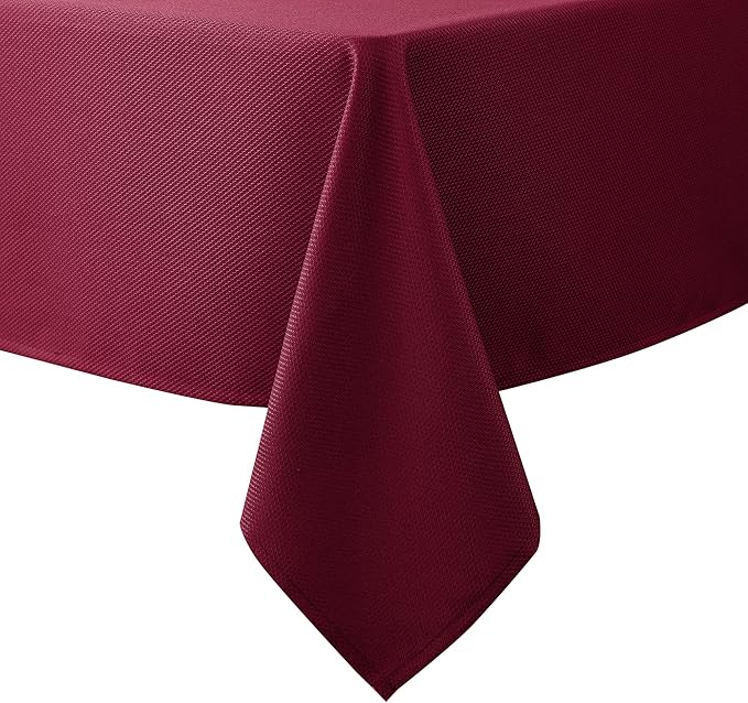 Biscaynebay Textured Fabric Christmas Tablecloths 60x108 Inches Rectangular, Burgundy Water Resistant Tablecloths for Dining, Kitchen, Wedding, Parties etc. Machine Washable