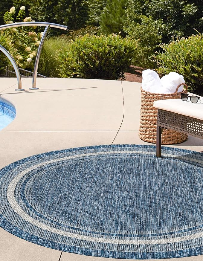 Unique Loom Outdoor Border Collection Area Rug - Soft Border (7' 10" Round, Blue/ Ivory)