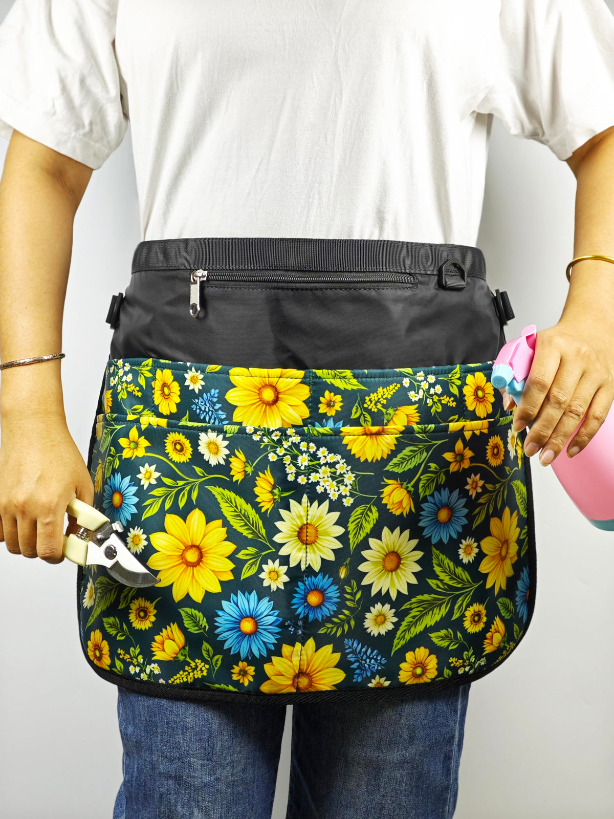 Bafelia Garden Apron for Women with 7 Pocket,Half Florist Apron Harvesting Apron (Green Flowers)
